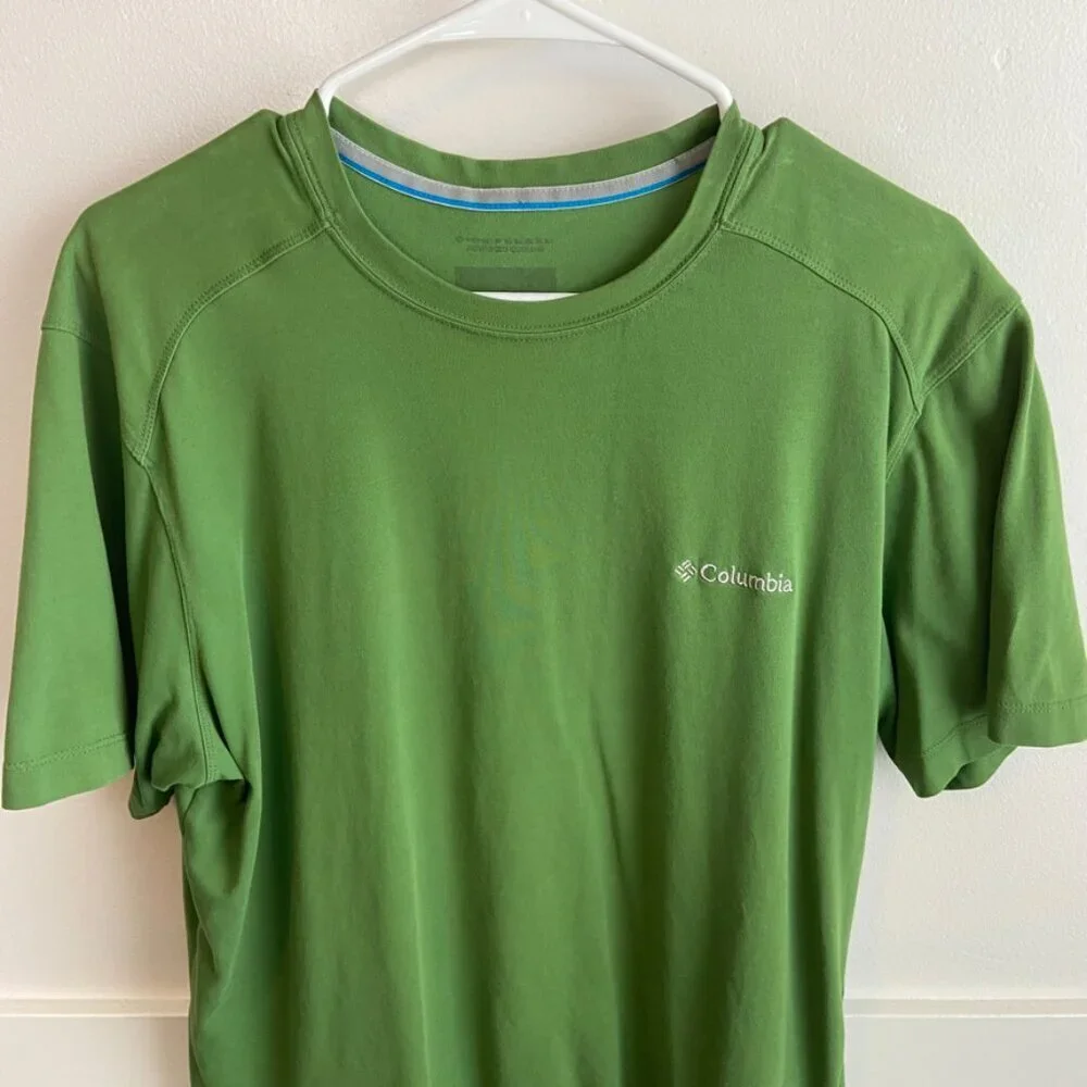 Columbia Green Short Sleeve Shirt